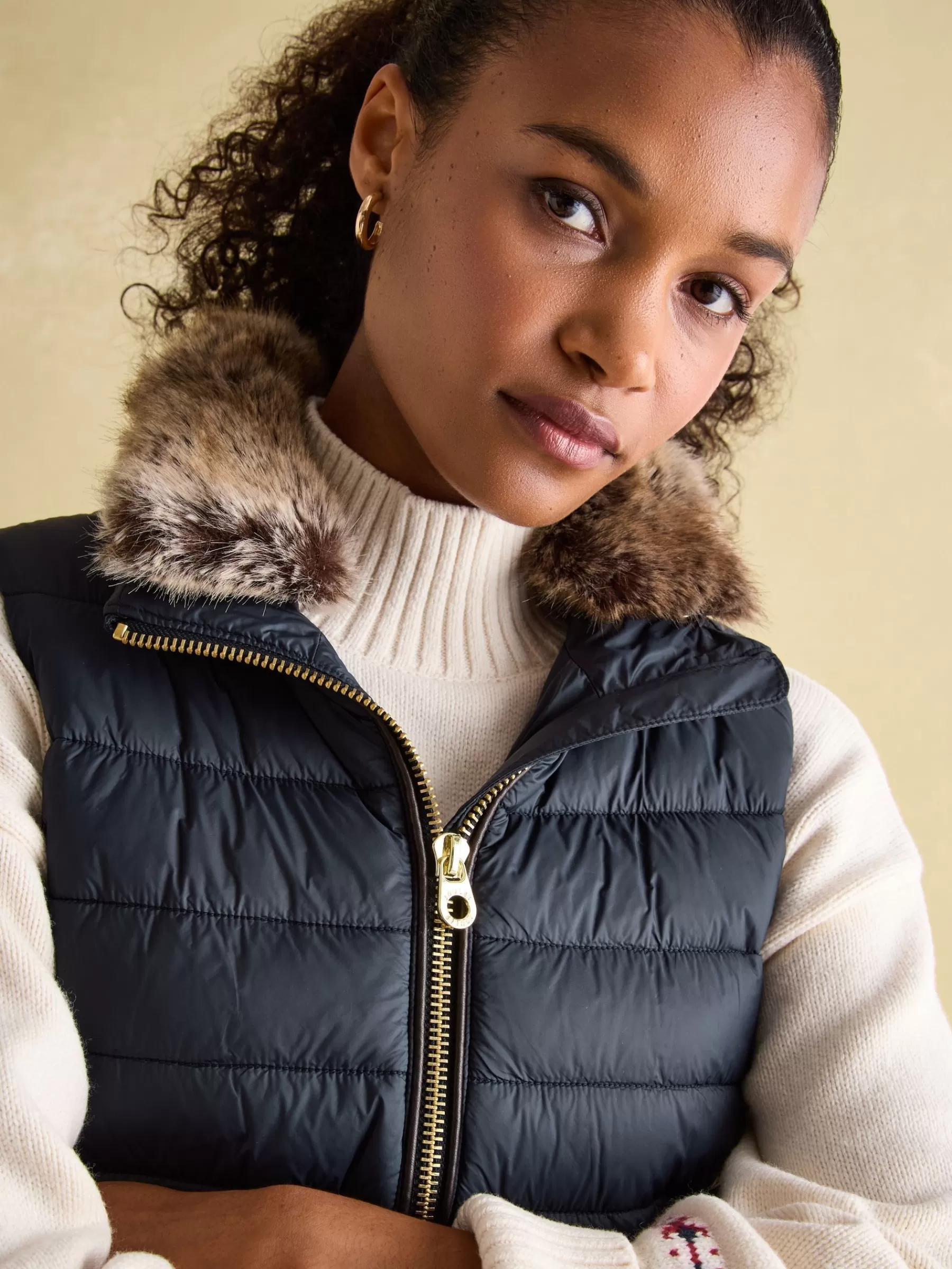 Joules Beckley Padded Showerproof Gilet With Detachable Faux Fur Collar Navy Online