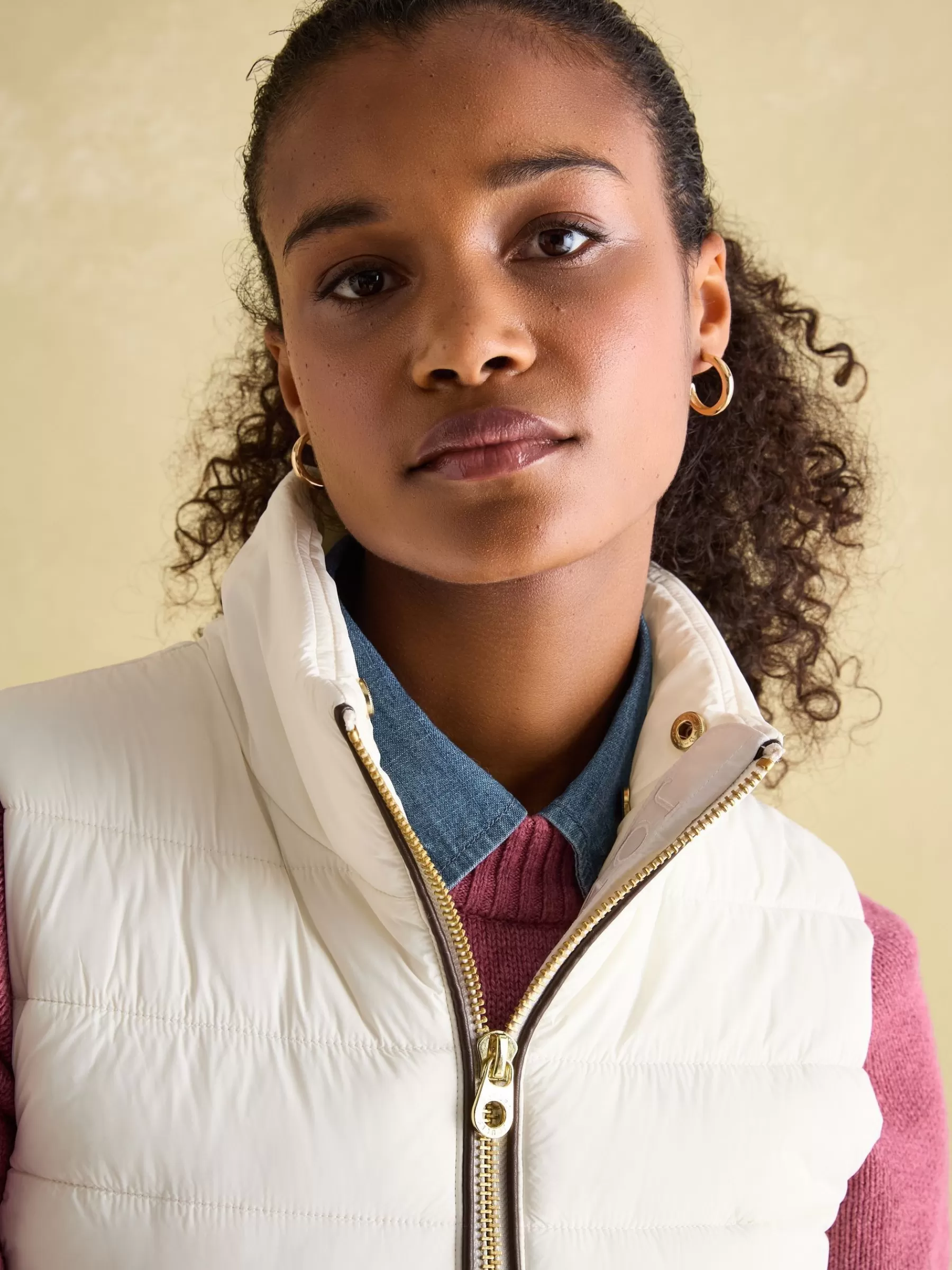 Joules Beckley Padded Showerproof Gilet With Detachable Faux Fur Collar White Hot